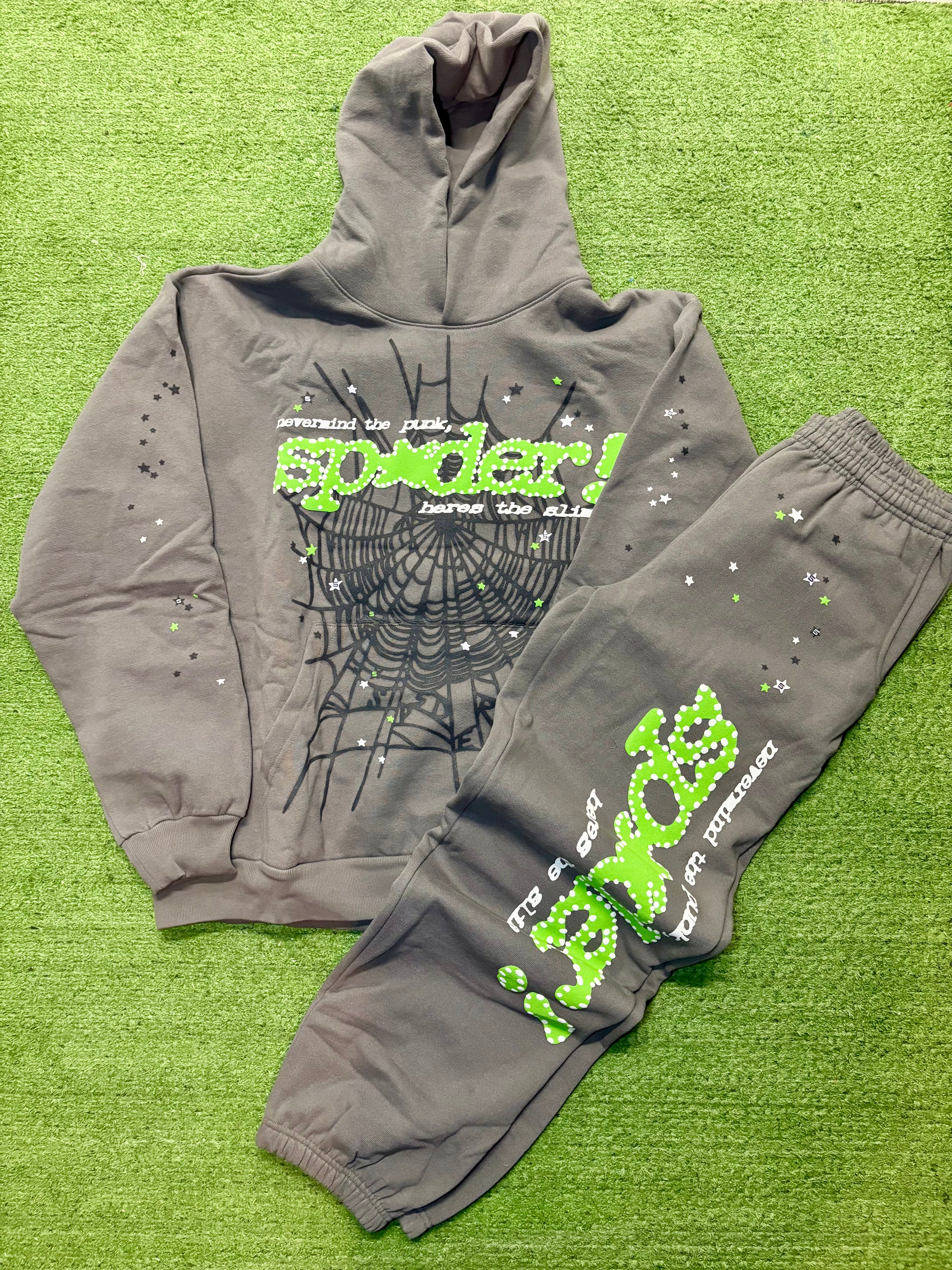 Sp5der V2 Grey Punk Sweatsuit