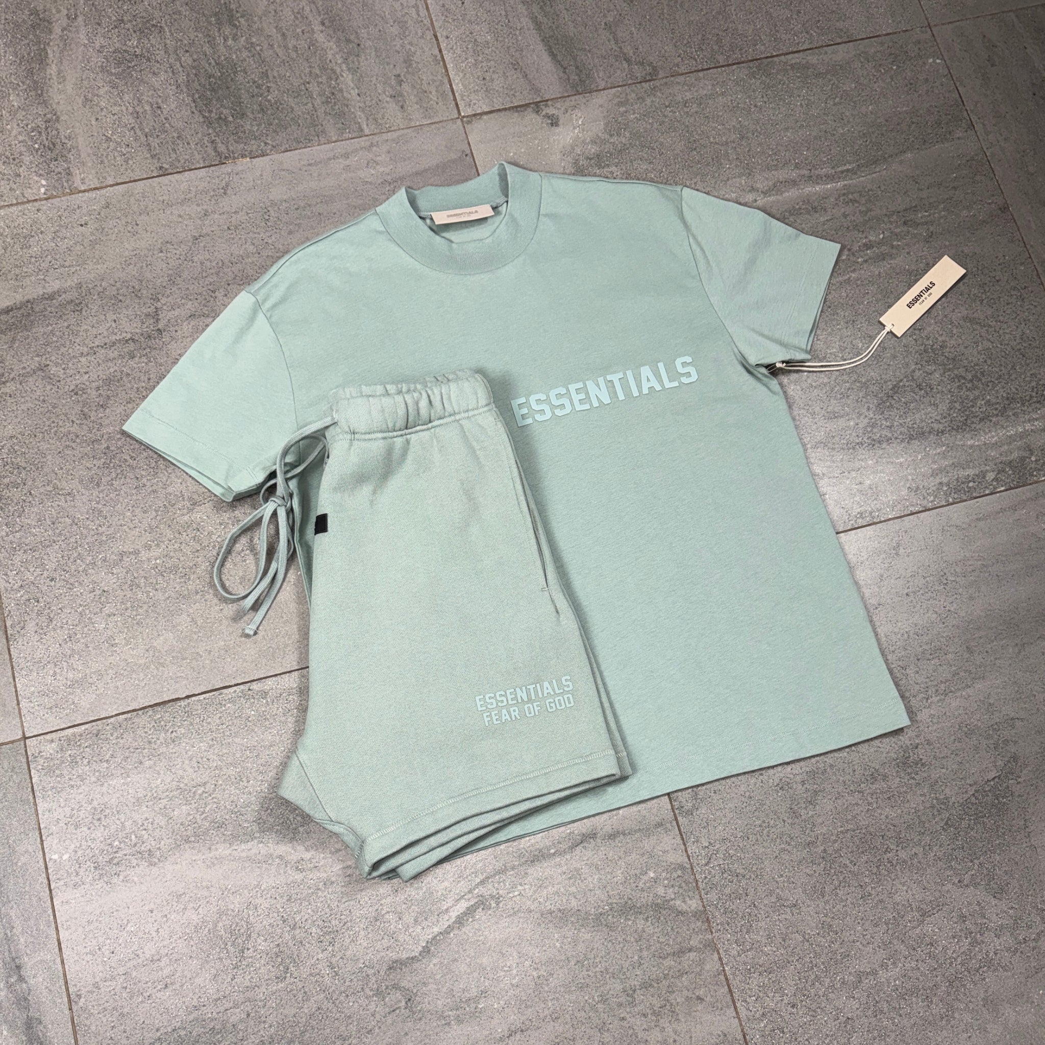 FEAR OF GOD ESSENTIALS SHORT SET SYCAMORE