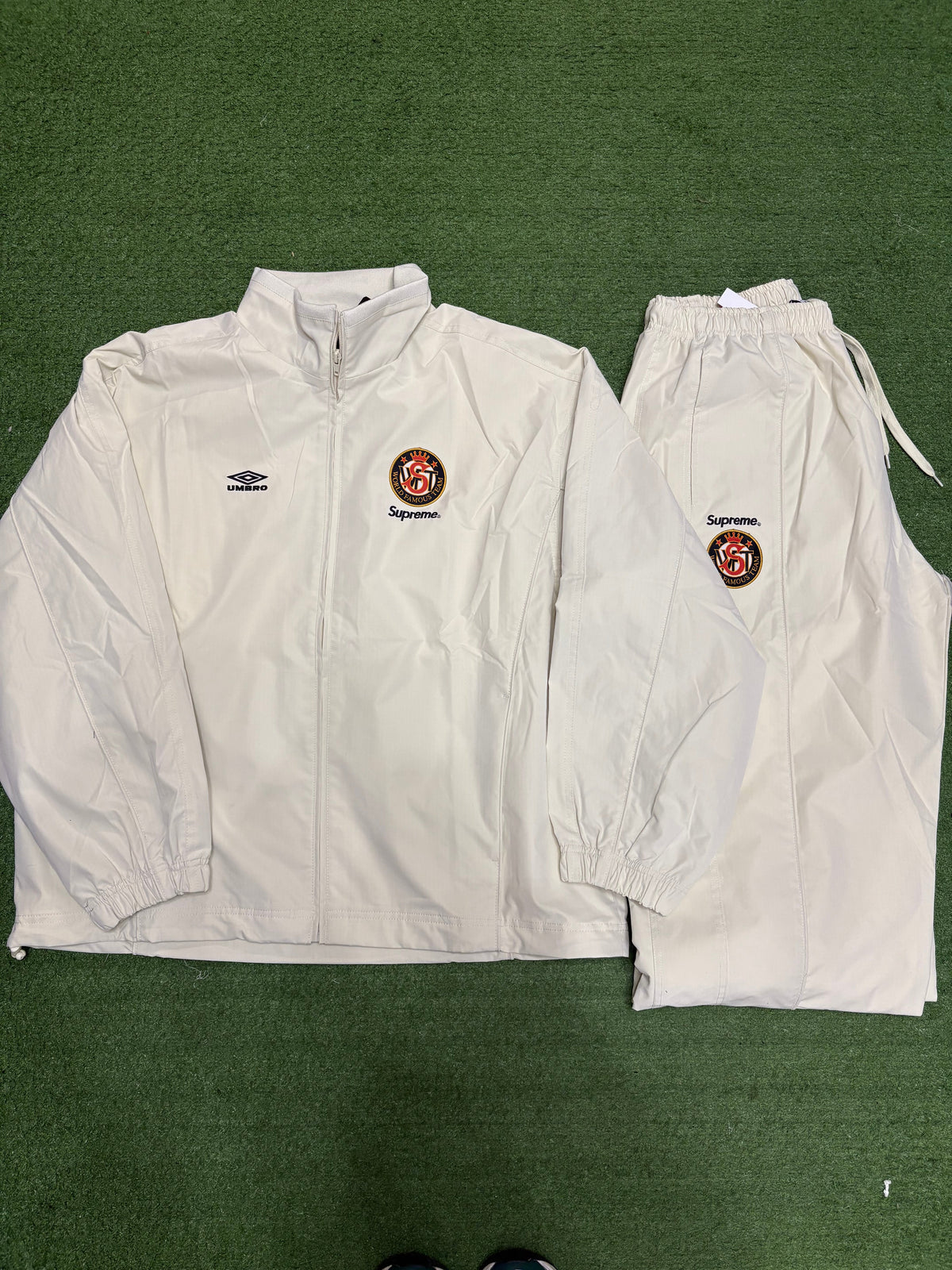 Supreme Umbro Cotton Ripstop Track Suit (SS26) Crème