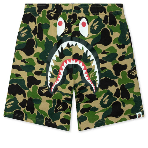 A BATHING APE
ABC CAMO SHARK SWEAT SHORTS - GREEN